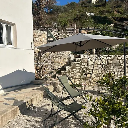 On The Hill - By Filikuri 호스텔 *